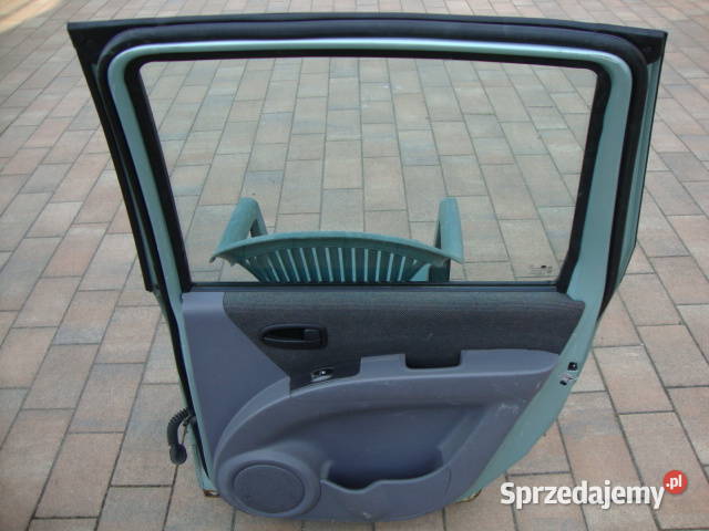 Hyundai Matrix drzwi prawy tył kompletne łódzkie Łask sprzedam