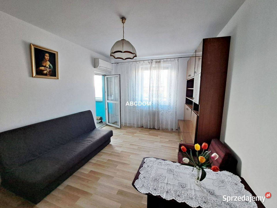 Dwupokojowe z jasną kuchnią balkon 2002r