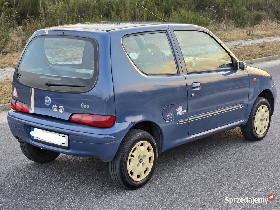 Fiat 600 Wersja Limitowana na 50cio lecie Fiata nieuszkodzony