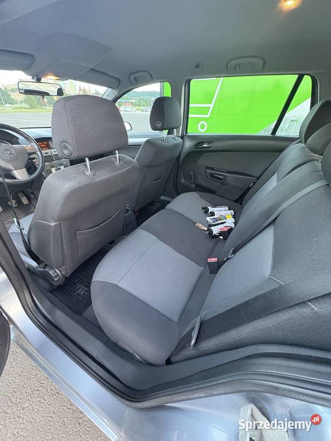 OPEL ASTRA H Kombi 14 Benzyna GAZ Rok produkcji 2006 dolnośląskie
