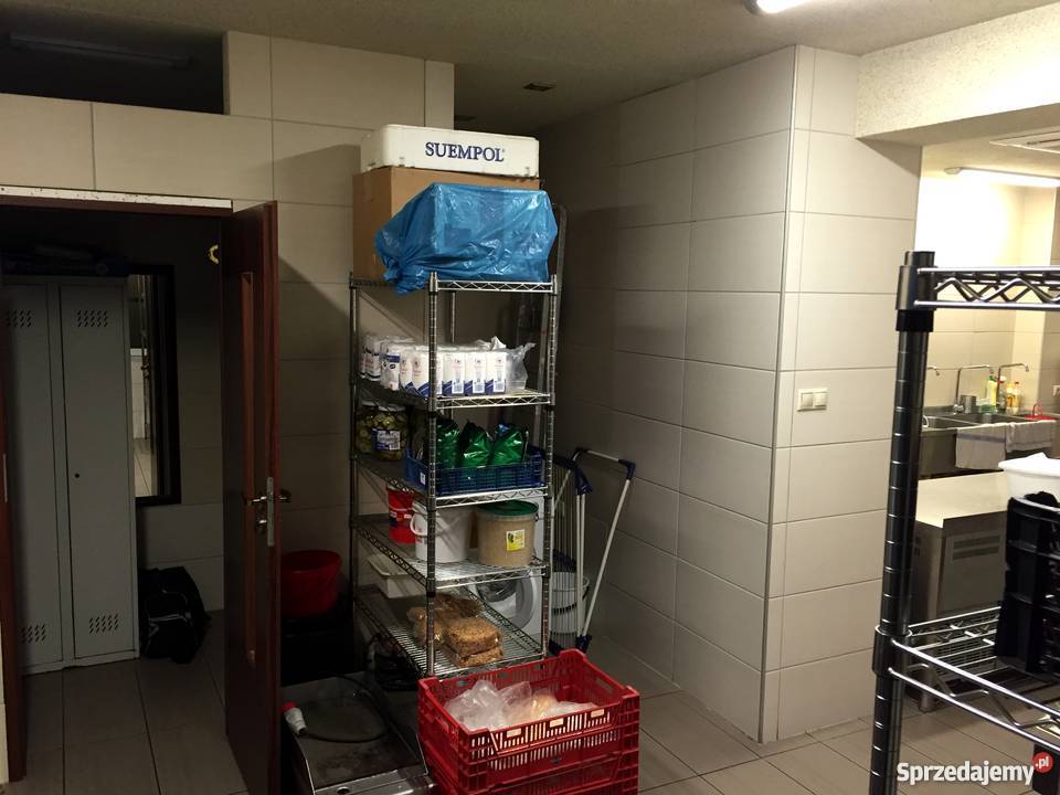 Odstąpię wyposażony LOKAL GASTRONOMICZNY w 130m2 Poznań