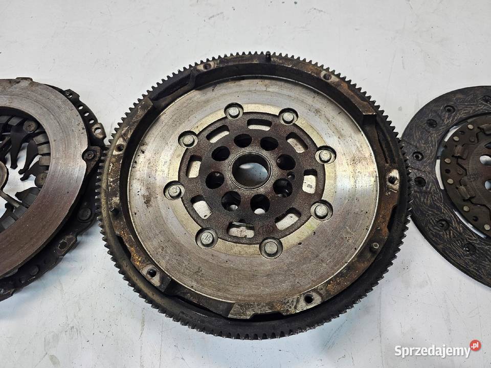 SPRZĘGŁO KOŁO DWUMAS AUDI VW 18 TFSI 06J105266K Przystajń