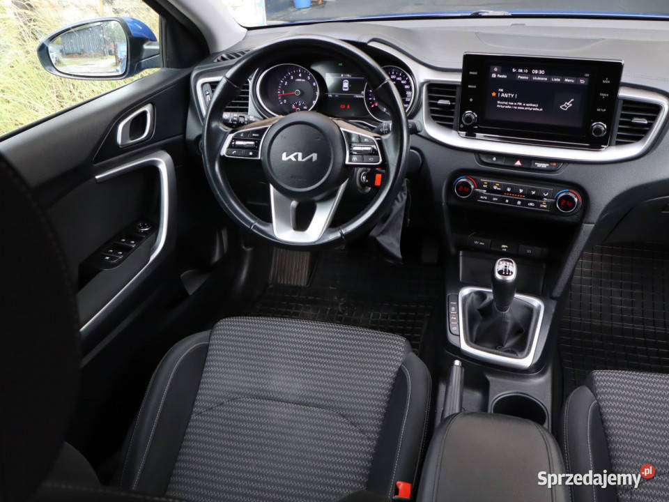 Kia Ceed 15 TGDI niebieski Katowice