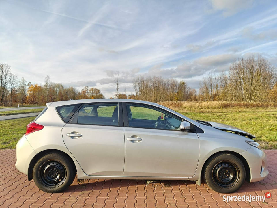 Toyota Auris II 2012 mazowieckie Karczew
