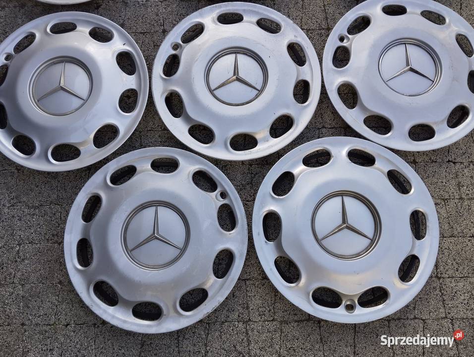 Kołpak Mercedes 15 A1684010124 sztukę Kamieniec sprzedam