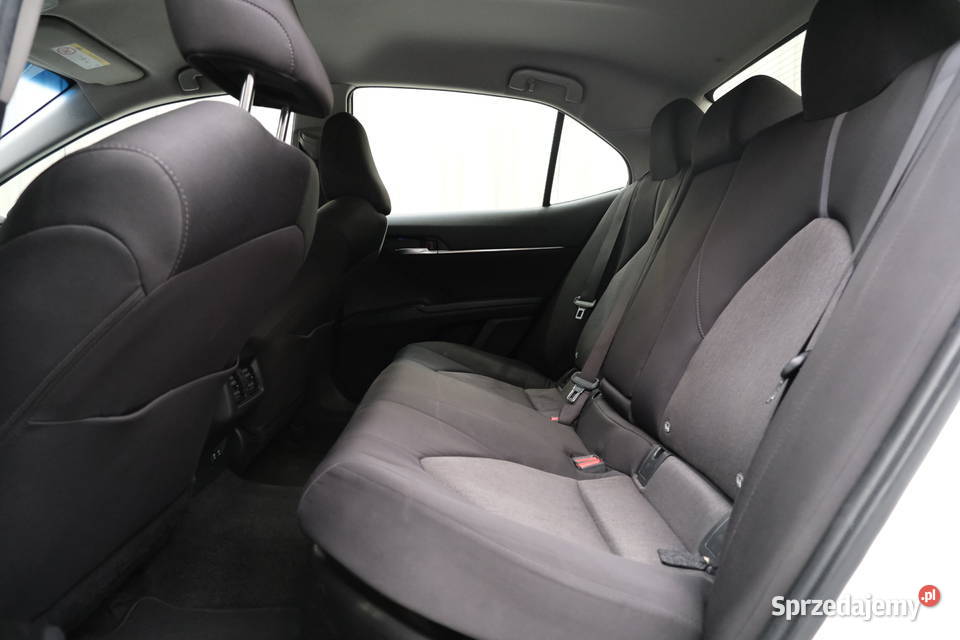 TOYOTA CAMRY 2021 248700 ccm 178 nieuszkodzony Warszawa