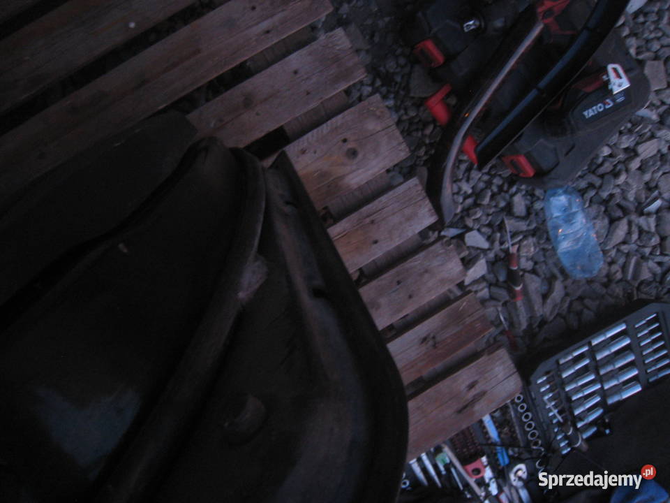 Drzwi tylne lewe lewy tył Volvo v40 I 9604 Rok produkcji 2003 małopolskie Kraków