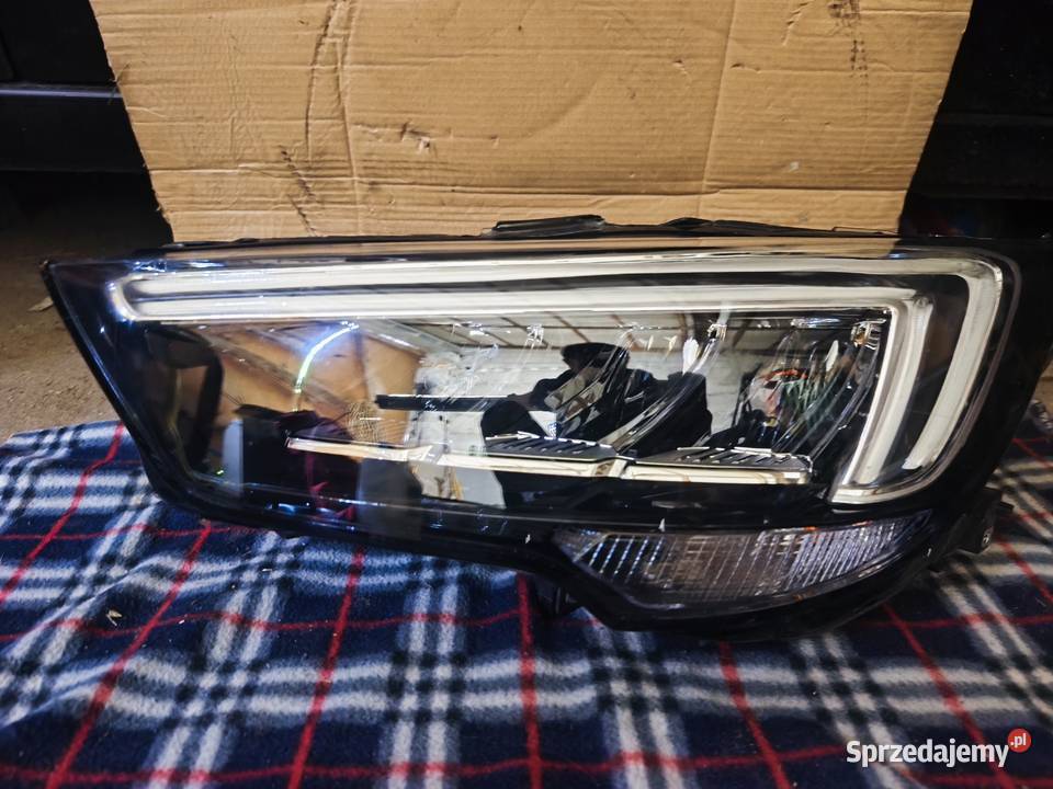 Lampa przód prawa Opel Crossland x Międzychód