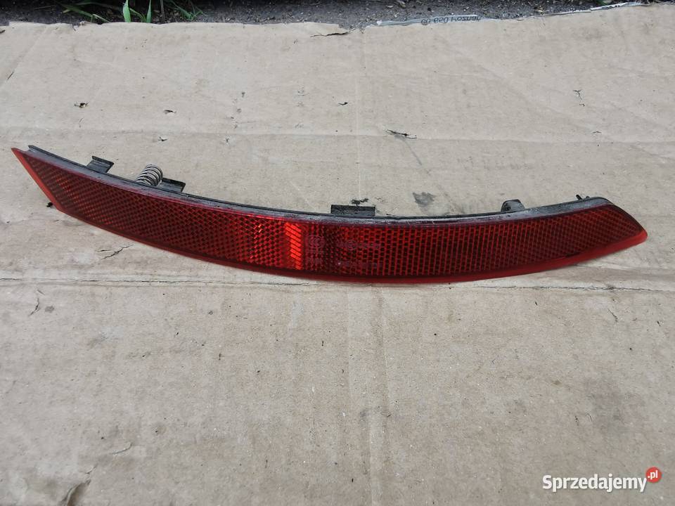 Odblask zderzaka tył tylny prawy rh audi a4 b9 osobowe Sieraków