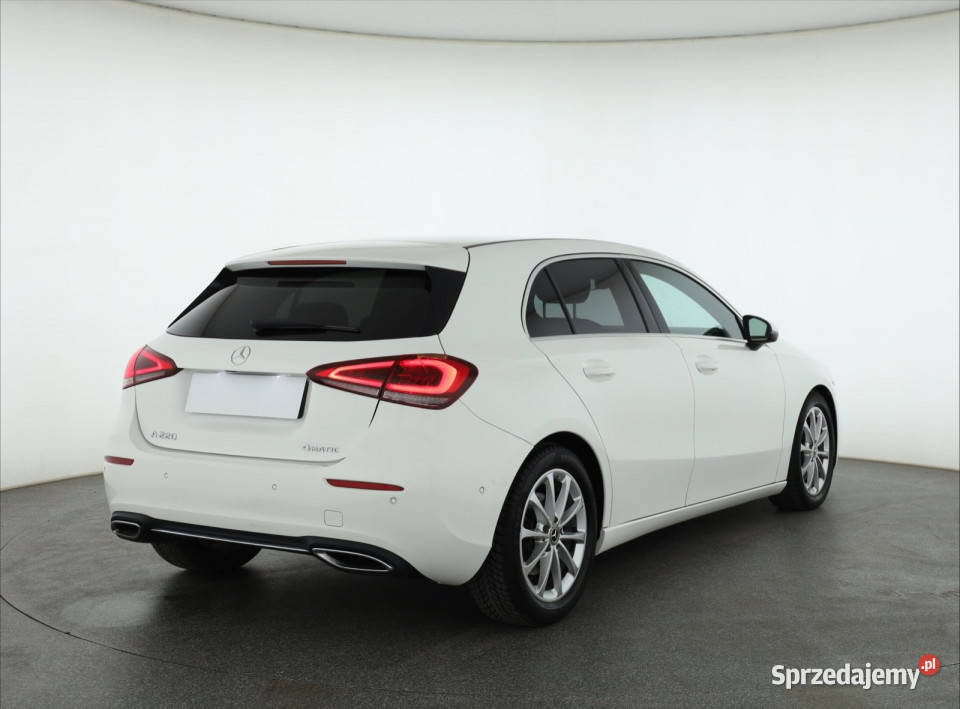 Mercedes A A 220 4MATIC światła LED Piaseczno