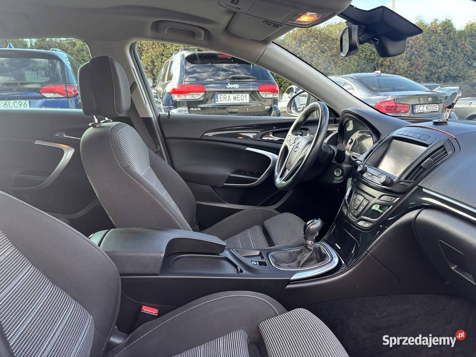 Opel Insignia GWARANCJA sprowadzony Motoryzacja Paniówki