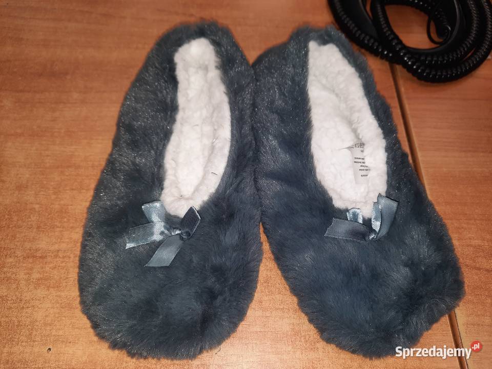 Kapcie futrzane 3638 3941 Dębica
