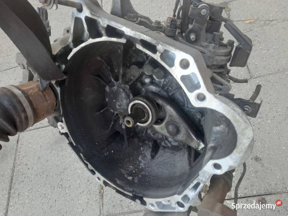 Hyundai I30 14 skrzynia biegów kod T9J5 osobowe sprzedam