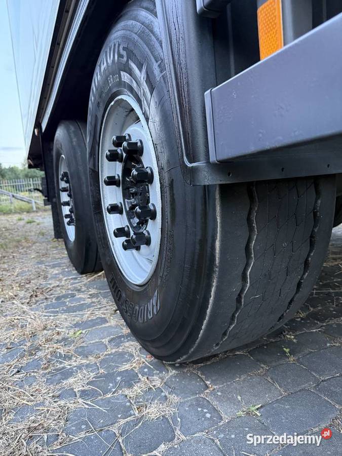 PRZYCZEPA SCHMITZ CARGOBULL IZOTERMA PRZEJAZDOWY 2 świętokrzyskie sprzedam