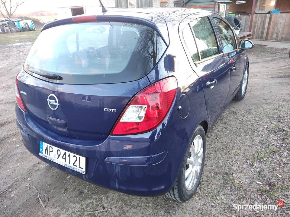 Opel corsa D 13 235000km
