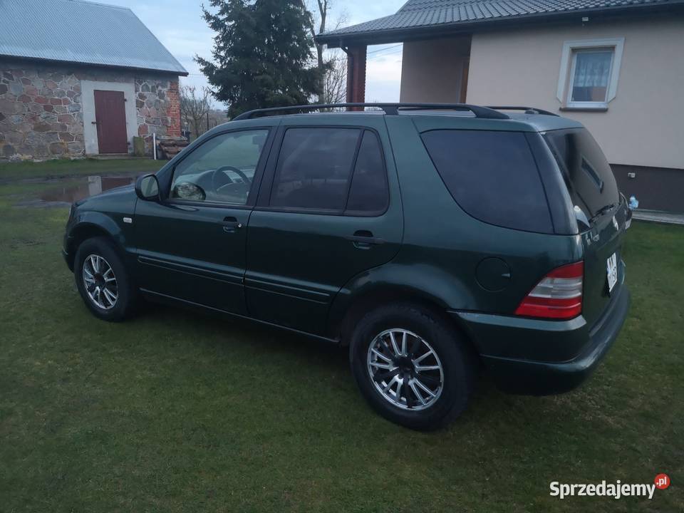 Motorówkę Camping ZAMIENIĘ Mercedesa MLa V8 4300cm3 ML sprzedam