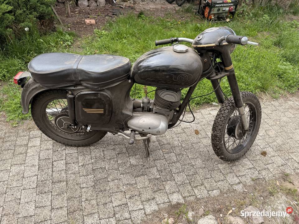 CZ175 typ 450 1962 Sprawna cezeta jawa Rok produkcji 1962 Gieczno sprzedam