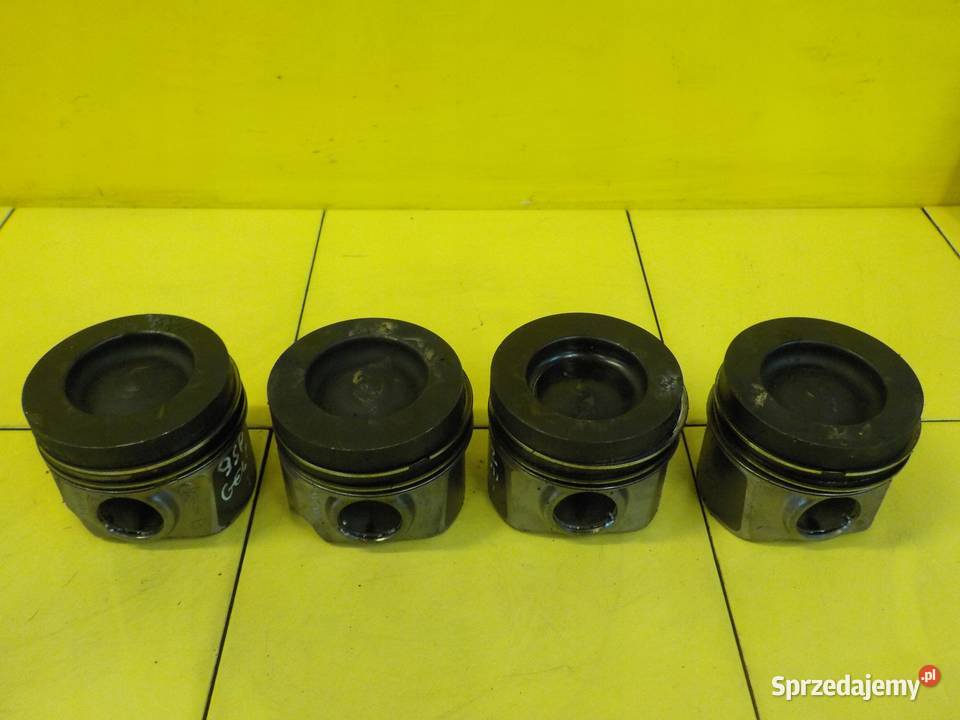 GOLF VII LEON A3 OCTAVIA 16 TDI 15r CRK tlok osobowe świętokrzyskie Suków