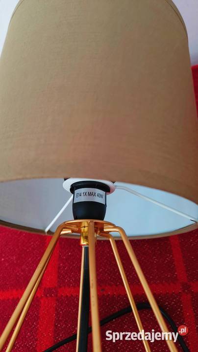 Lampa nowa na stół