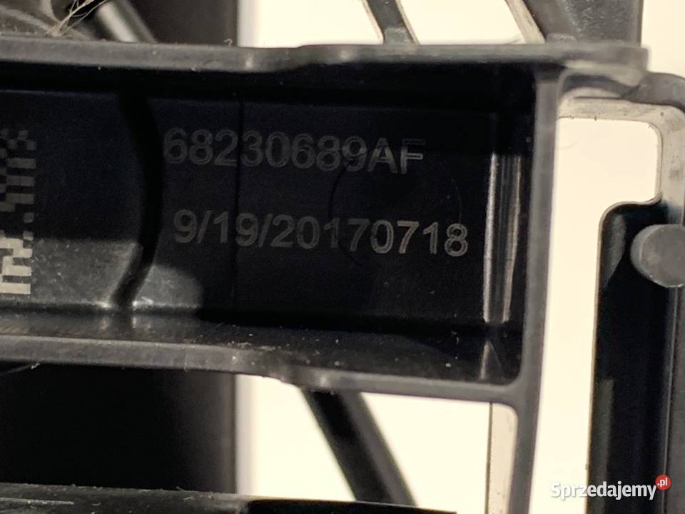 KLAMKA ZEWNĘTRZNA LEWY TYŁ CHRYSLER PACIFICA