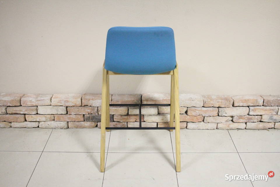 Piękne hokery Naughtone Pszczyna