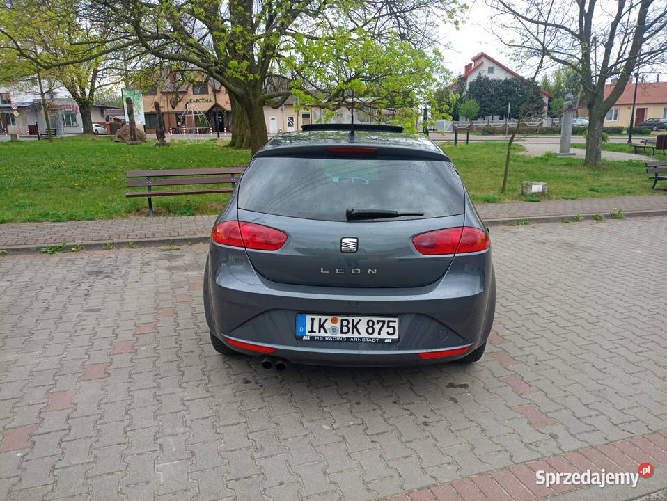 SEAT Leon dynamiczny i oszczędny bogate Stefanowo