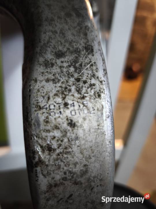 Zwrotnica Audi A4 B6 B7 prawa Zwrotnice Tychy