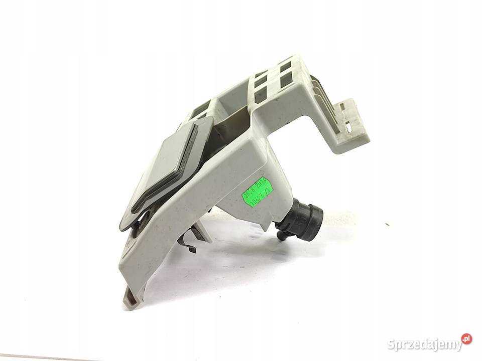 ZAŚLEPKA SPRYSK LAMPY PRAWA SKODA OCTAVIA III osobowe