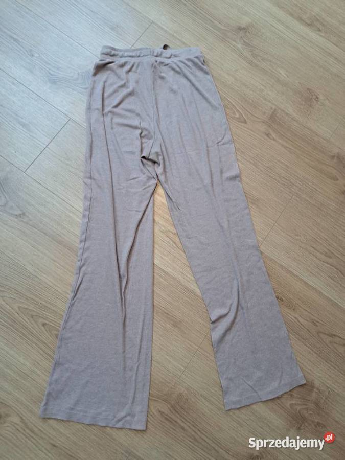 Beżowe spodnie prążkowane HM rozmiar XS