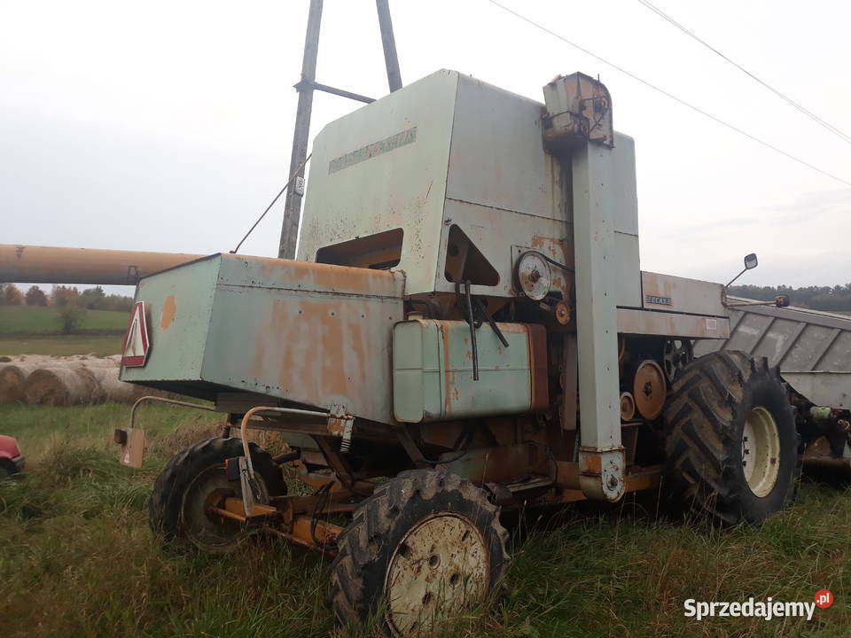 Kombajn do kukurydzy Rivierra Casalis Trześniów