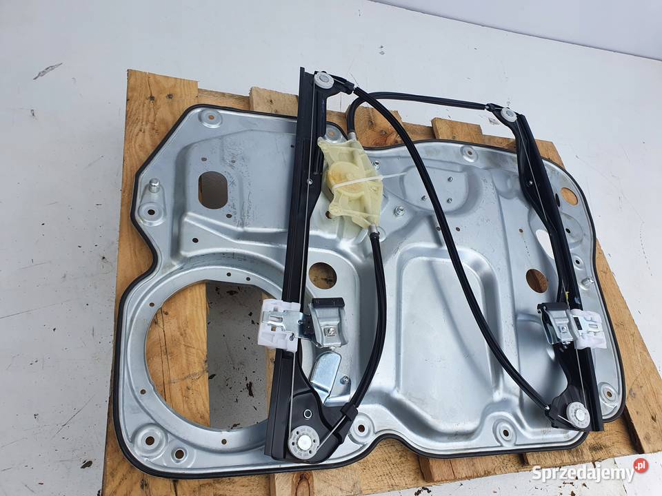 VW Caddy III PODNOŚNIK SZYBY VW Caddy III lewy Części samochodowe lubelskie