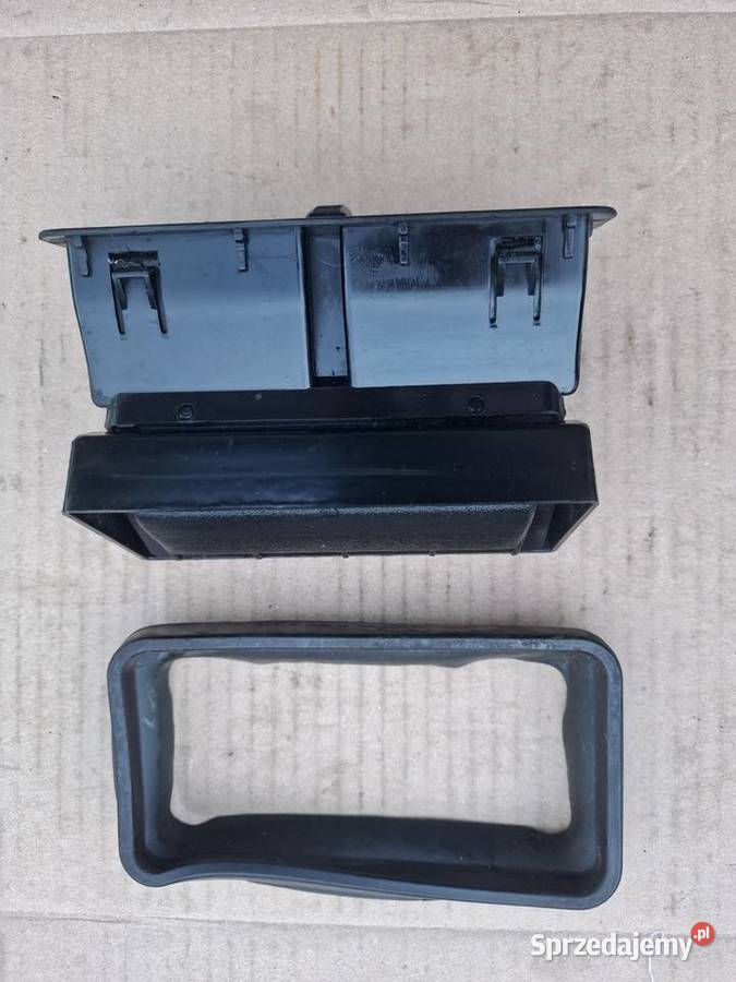 Kratka nawiewu powietrza kratki Fiat 126p Maluch Strzelce Opolskie sprzedam
