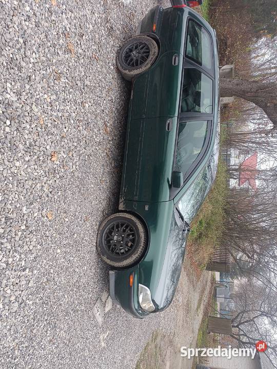 Volvo V40 19 T4 turbo 200 koni 1997 isofix Kazimierz Dolny