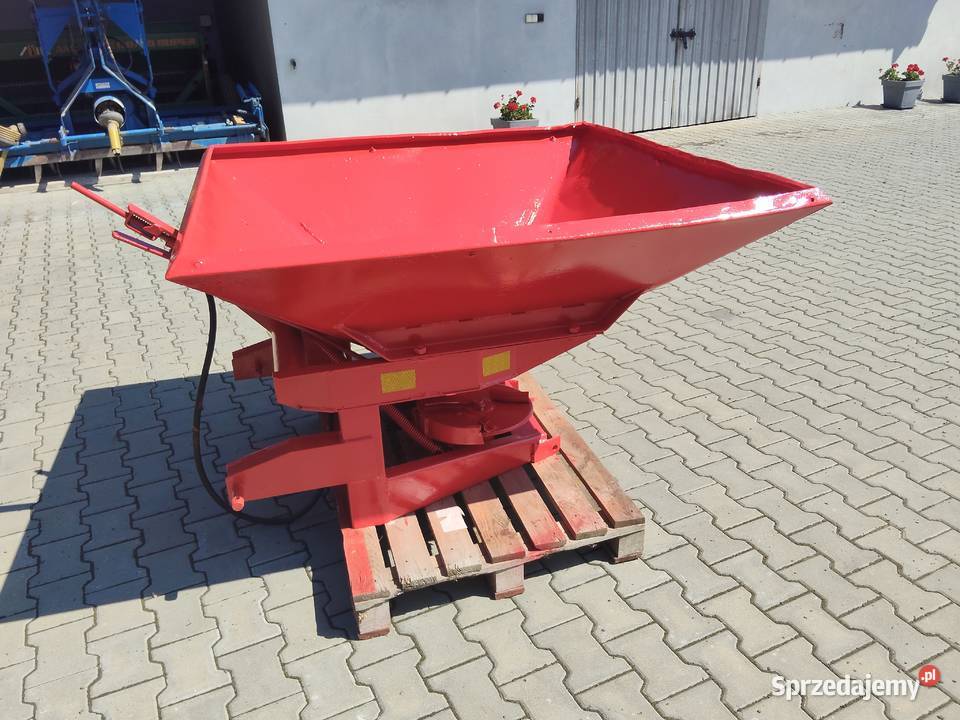 Rozsiewacz RAUCH 600 podkarpackie Klecie