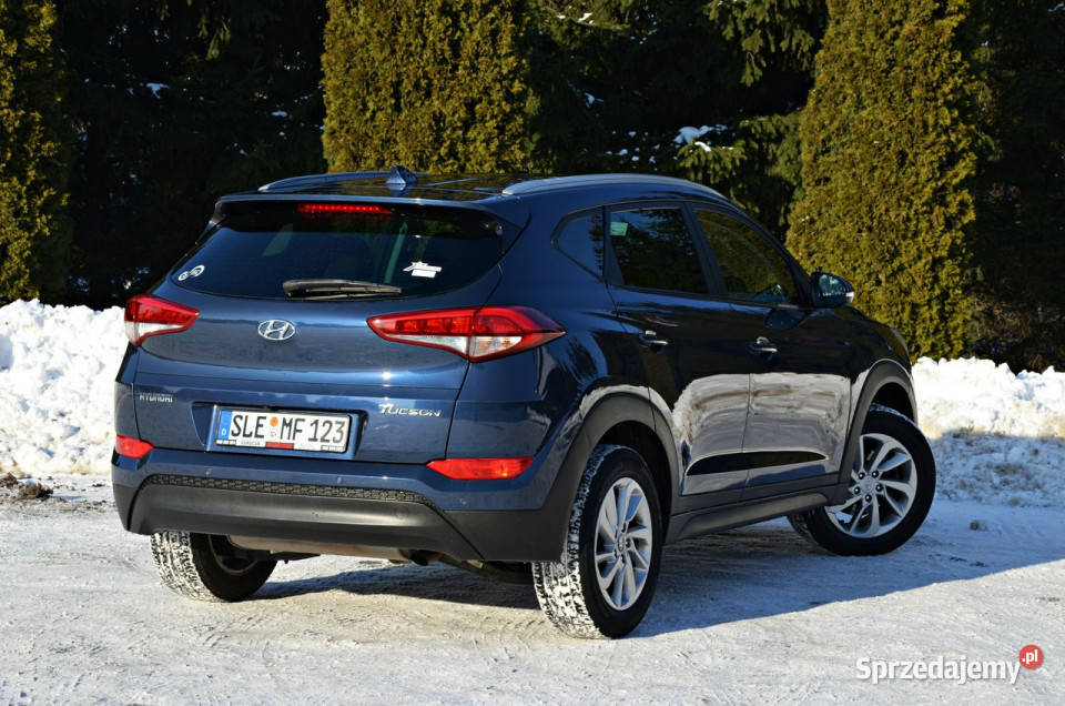 Hyundai Tucson 17 CRDI Navi Kamera Serwis manualna mazowieckie Ostrów Mazowiecka