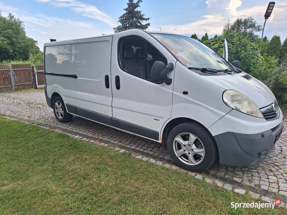 Opel Vivaro CDTI manualna Opel mazowieckie Szydłowiec