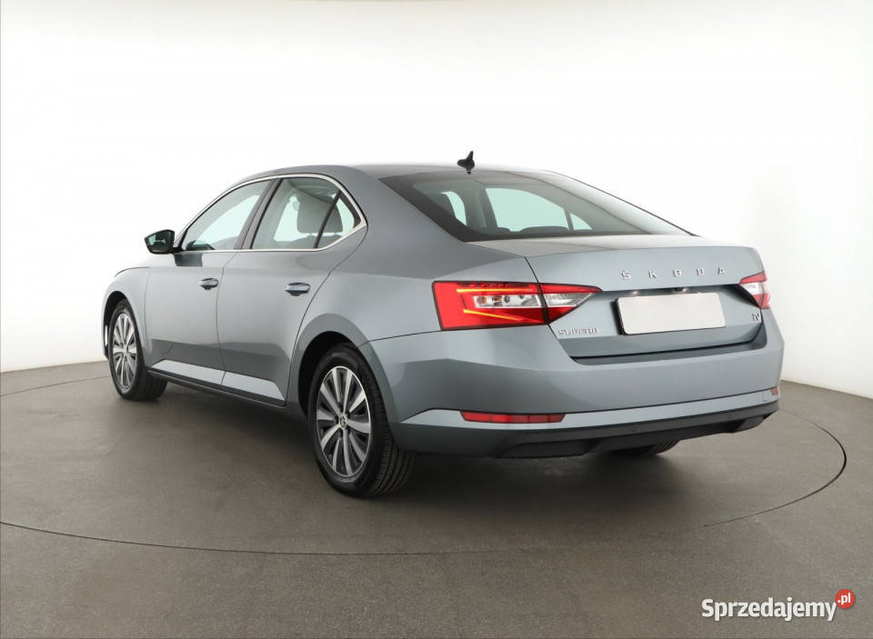Skoda Superb iV 14 TSI PHEV 160KM sprzedam