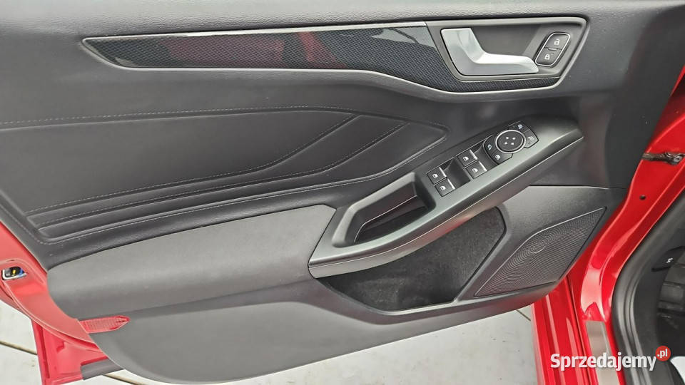 Ford Focus 15 EcoBoost STLine Z Polskiego Salonu czujnik parkowania Warszawa sprzedam