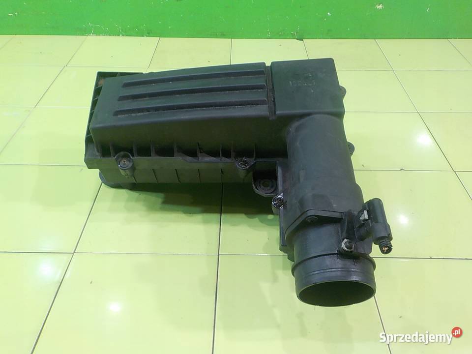 AUDI TT 8J 18 TFSI 10r 2D obudowa filtra Suków