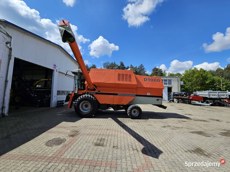 Kombajn zbożowy Dronningborg D9000 heder zbożowy lubelskie Biskupie-Kolonia