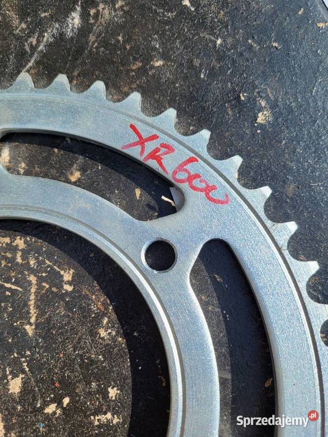 HONDA XR 600 ZĘBATKA TYŁ NOWA śląskie