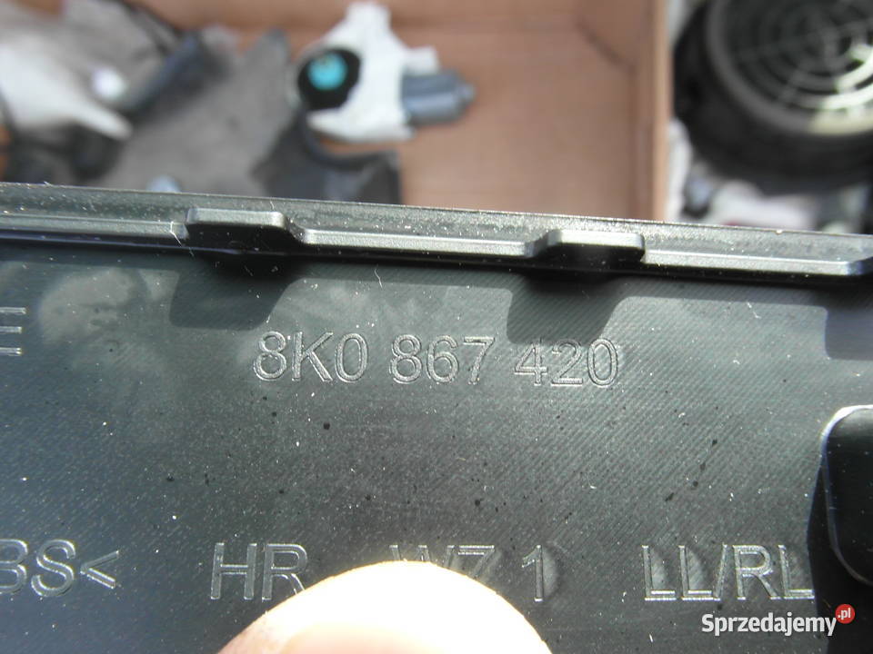 LISTWA TAPICERKI DRZWI Audi A4 B8 8k0867420 Szczecin