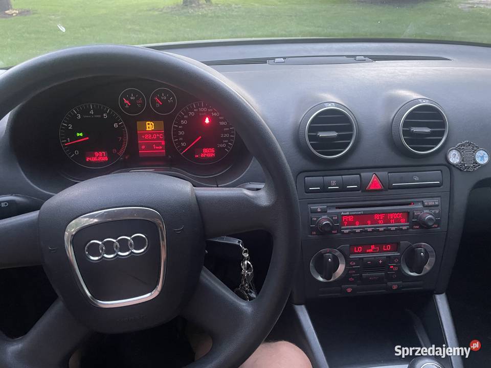 Audi a3 8p klimatronik 16 benzyna 220 przebiegu nieuszkodzony świętokrzyskie Busko-Zdrój