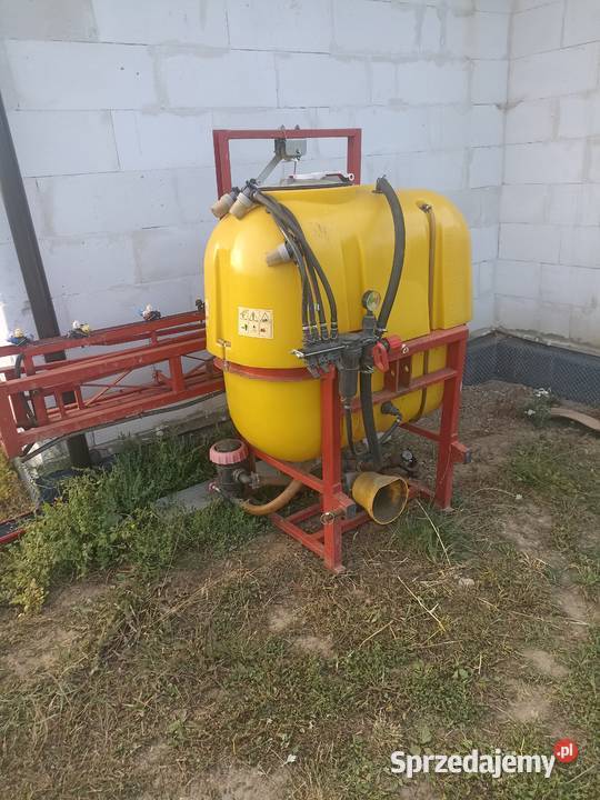 Opryskiwacz 400l szerokość 12m Sanok sprzedam