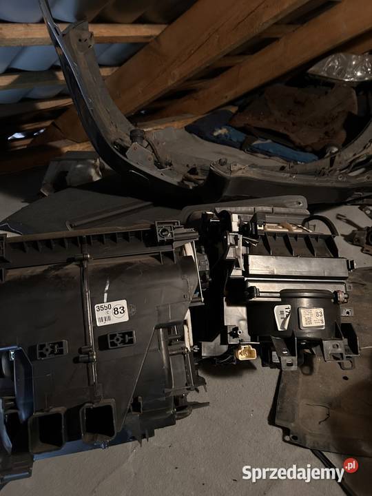 Drzwi chłodnice nawiew Toyota avensis t25 22d4d osobowe Jasło
