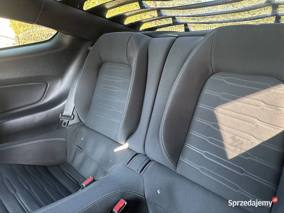 Ford Mustang 23 ecoboost 317 SUPER STAN 2/3 Targowisko