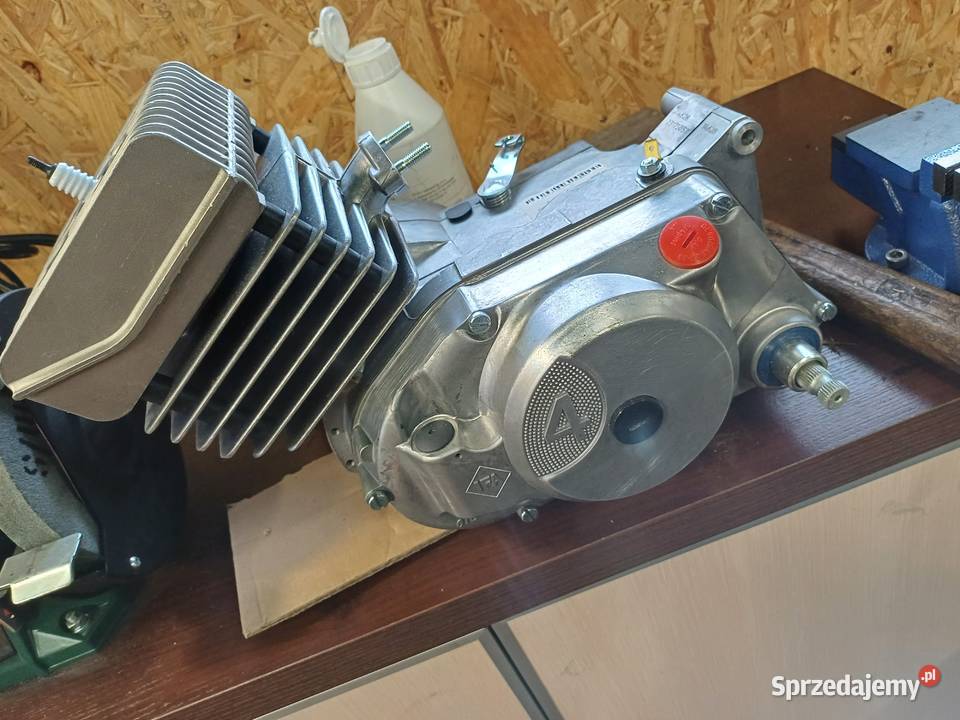 Fabrycznie nowy silnik simson S51 SR50 60 Silniki Zduńska Wola