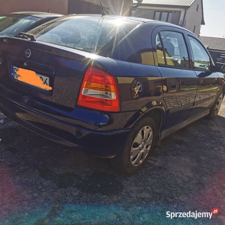 Zadbany opel Astra 16 8v gaz 2032r Iwaniska