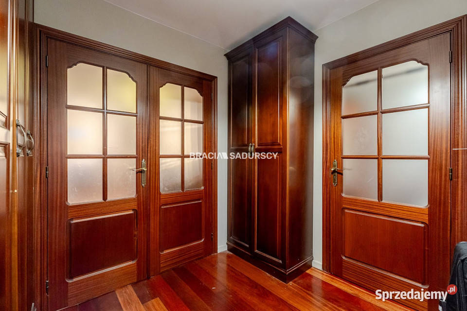 sprzedaży mieszkania Kraków 97m2 5pok