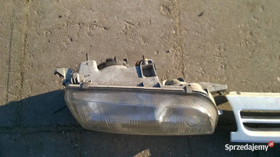 NISSAN PRIMERA KOMBI W10 LAMPA PRAWA REFLEKTOR dolnośląskie Wrocław